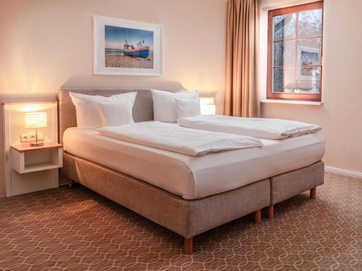 Hotel Ostseeland รอสต็อค ภายนอก รูปภาพ