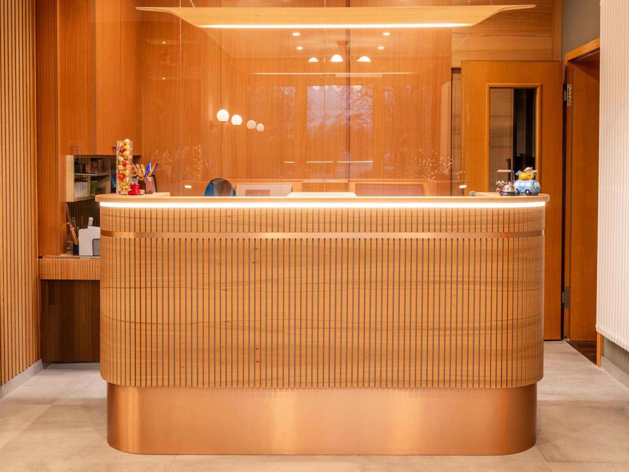 Hotel Ostseeland รอสต็อค ภายนอก รูปภาพ