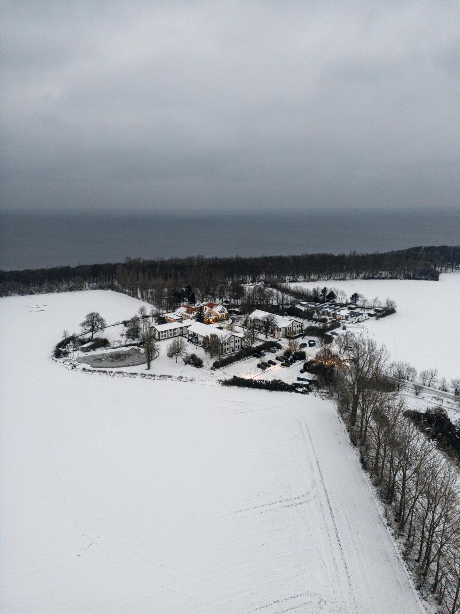 Hotel Ostseeland รอสต็อค ภายนอก รูปภาพ