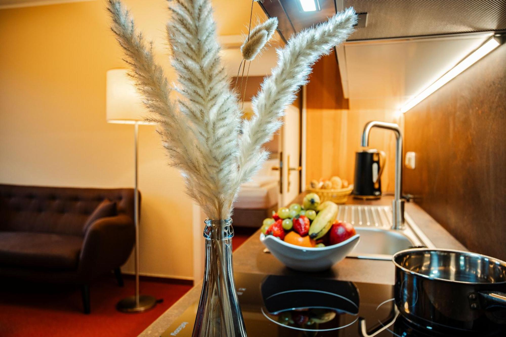 Hotel Ostseeland รอสต็อค ภายนอก รูปภาพ