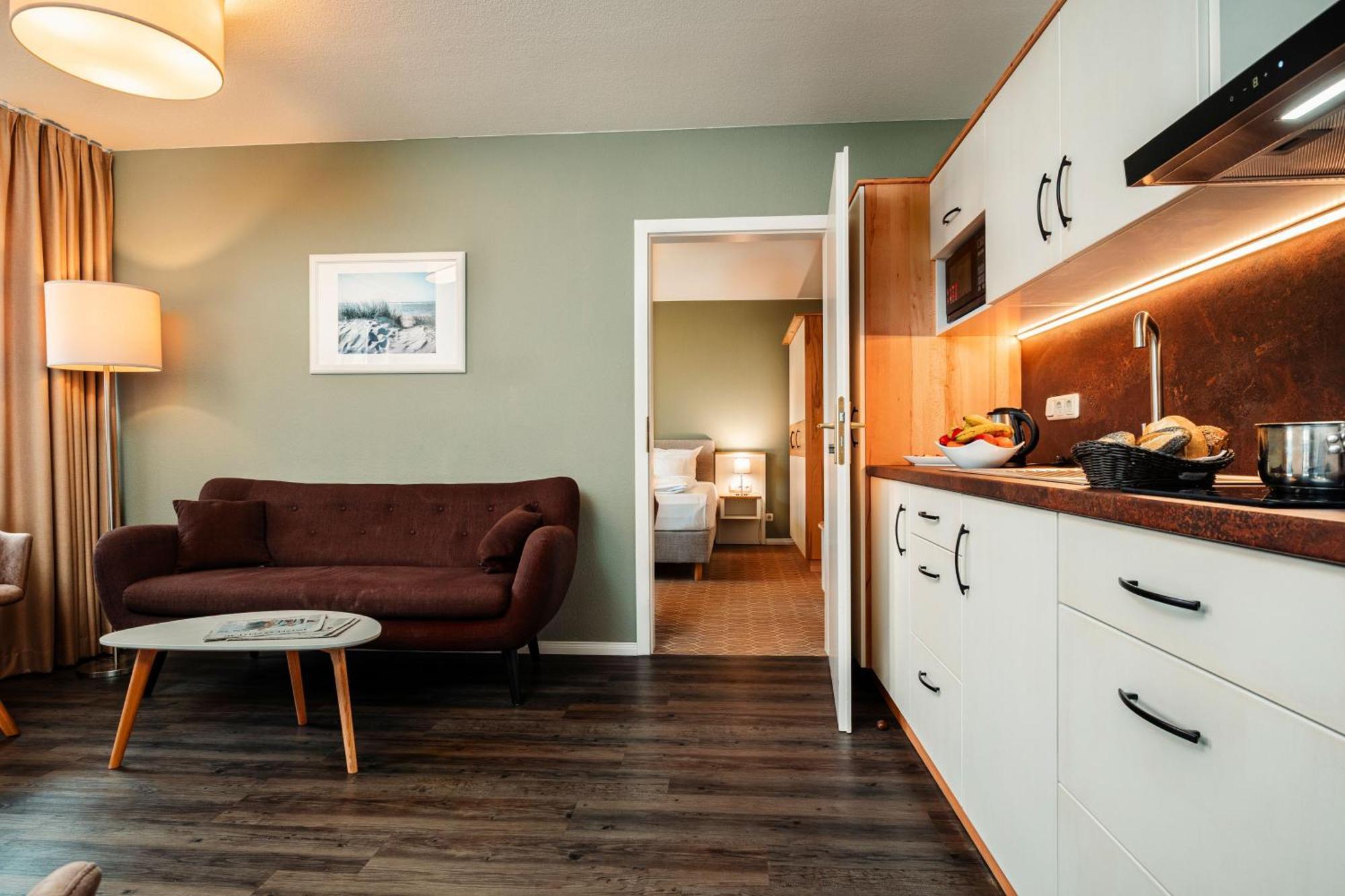 Hotel Ostseeland รอสต็อค ภายนอก รูปภาพ