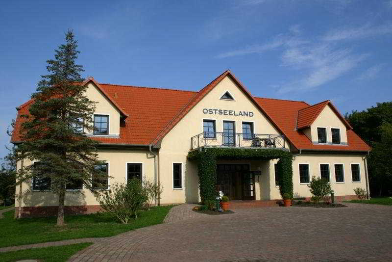 Hotel Ostseeland รอสต็อค ภายนอก รูปภาพ